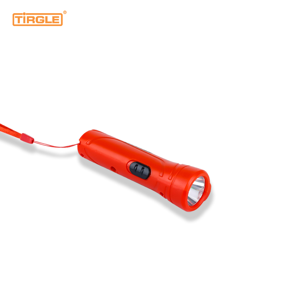 TL-5001 1LED 3W Ceallraí litiam in-athluchtaithe uaireanta fada oibre iniompartha oibriú oíche flashlight solas geal