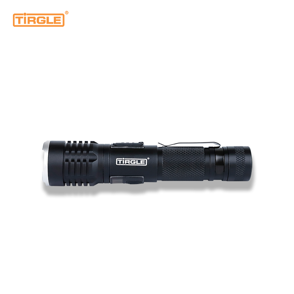 HL-5006 Léasair bán súmáil teileascópacha cóimhiotal alúmanaim Calafort luchtaithe ilfheidhmeach cineálC Flashlight gairmiúil le haghaidh oibríochtaí lasmuigh ag díriú uiscedhíonach teileascópacha